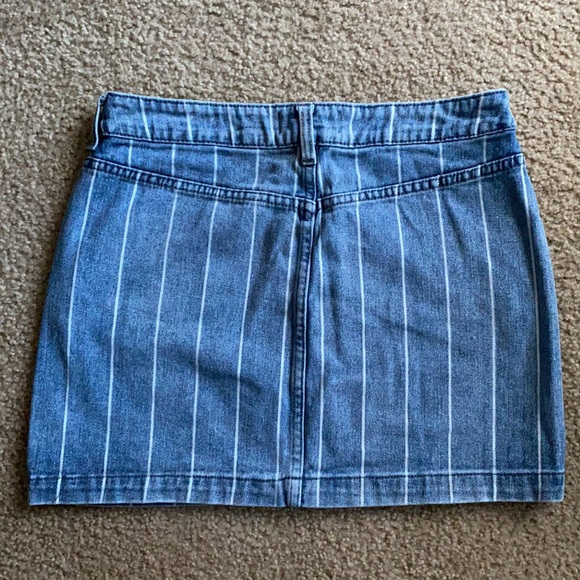 PacSun Striped Denim Skirt with Front Zipper - Picture 7 of 8